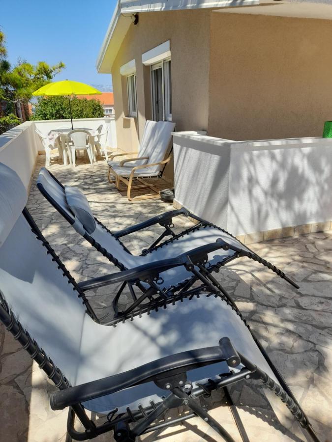 Familien Ferienhaus Vir Croatia 150M Strand Restaurant Einkaufen المظهر الخارجي الصورة