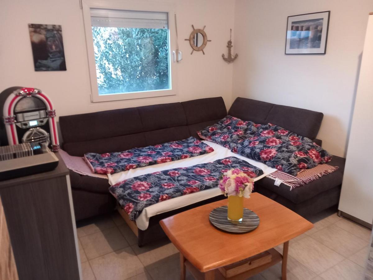 Familien Ferienhaus Vir Croatia 150M Strand Restaurant Einkaufen المظهر الخارجي الصورة
