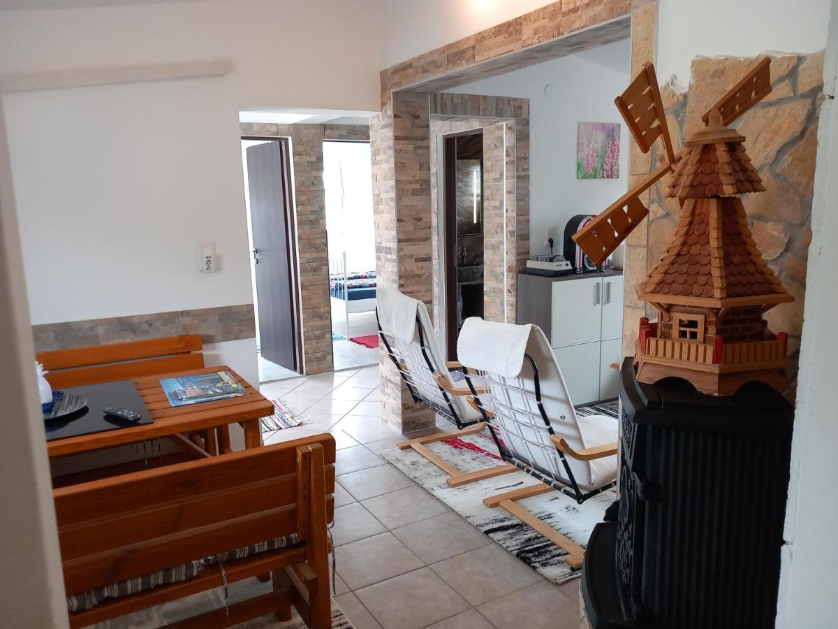 Familien Ferienhaus Vir Croatia 150M Strand Restaurant Einkaufen المظهر الخارجي الصورة