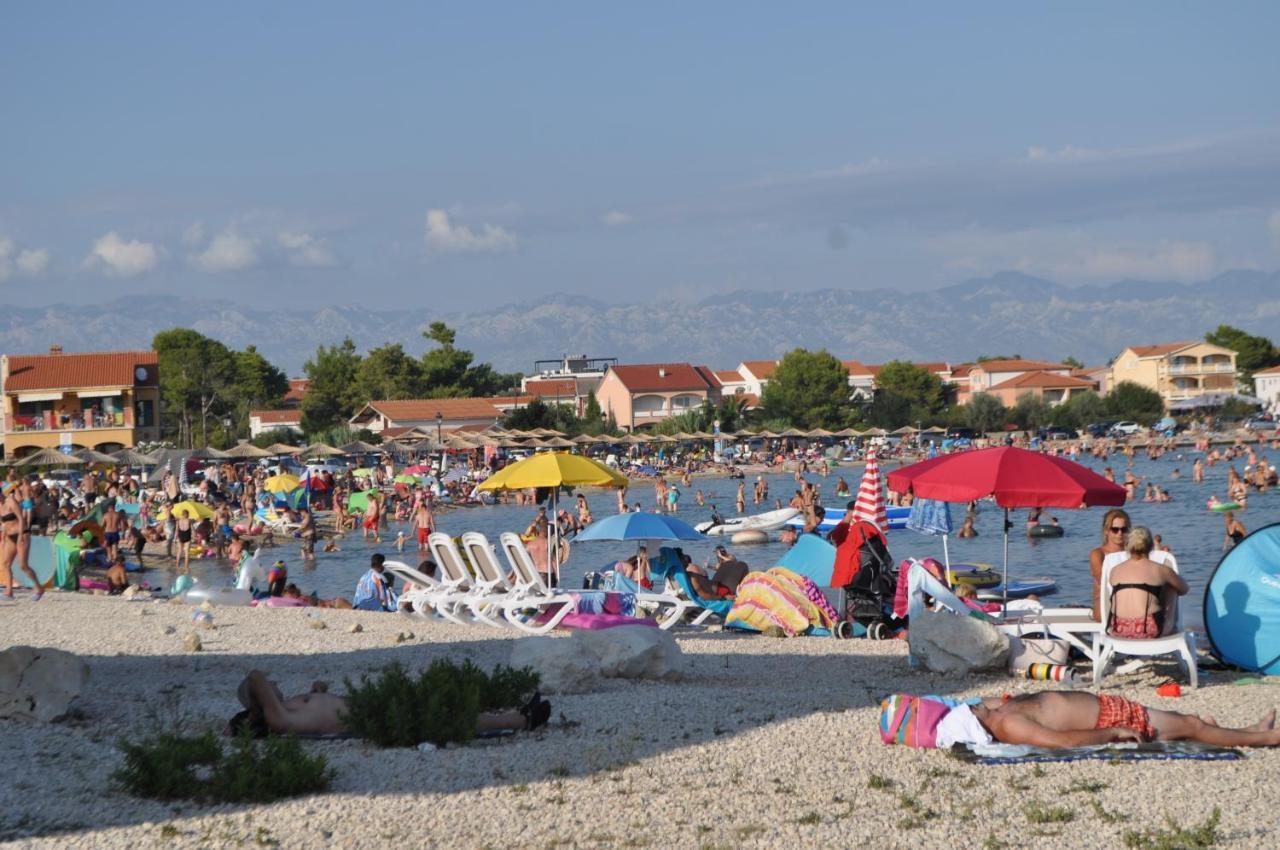 Familien Ferienhaus Vir Croatia 150M Strand Restaurant Einkaufen المظهر الخارجي الصورة