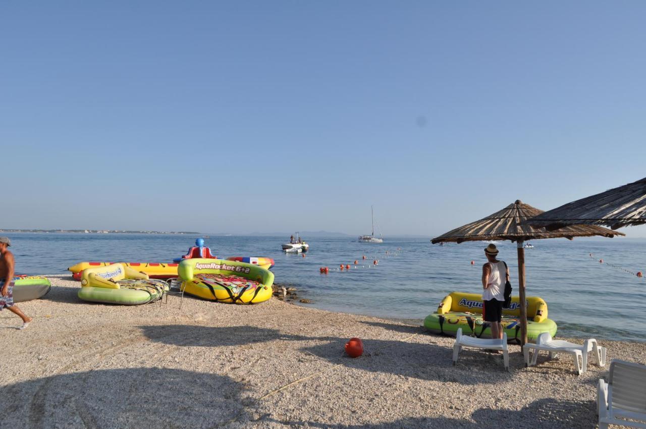 Familien Ferienhaus Vir Croatia 150M Strand Restaurant Einkaufen المظهر الخارجي الصورة